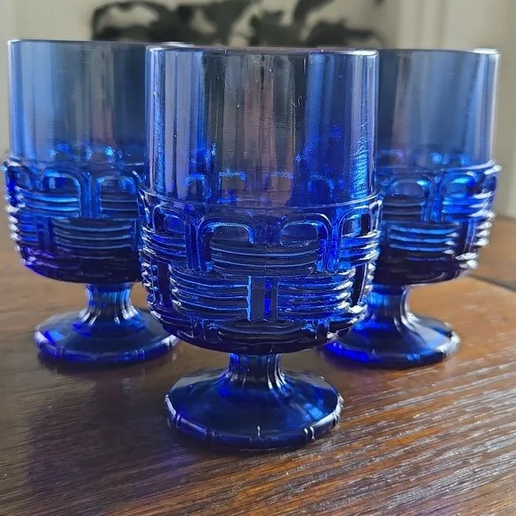 Vintage L.E. Smith Cobalt Blue Wicker Basket Footed Tumbler - Picture 1 of 7
